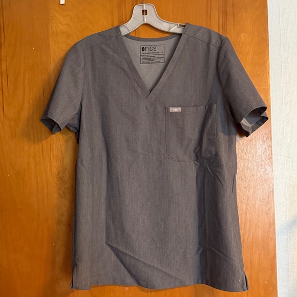 Figs Scrub Top Graphite - Picture 1 of 5